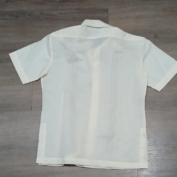 Men's Buttom Down Shirt - Picture 2 of 2